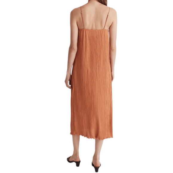 Madewell The Goldie Dress in Plissé Sunset Haze - Picture 3 of 9